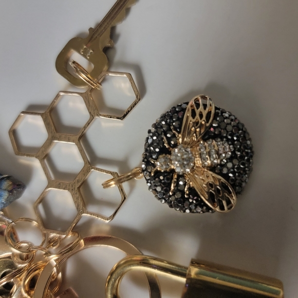 Louis Vuitton lock and key - Picture 5 of 17
